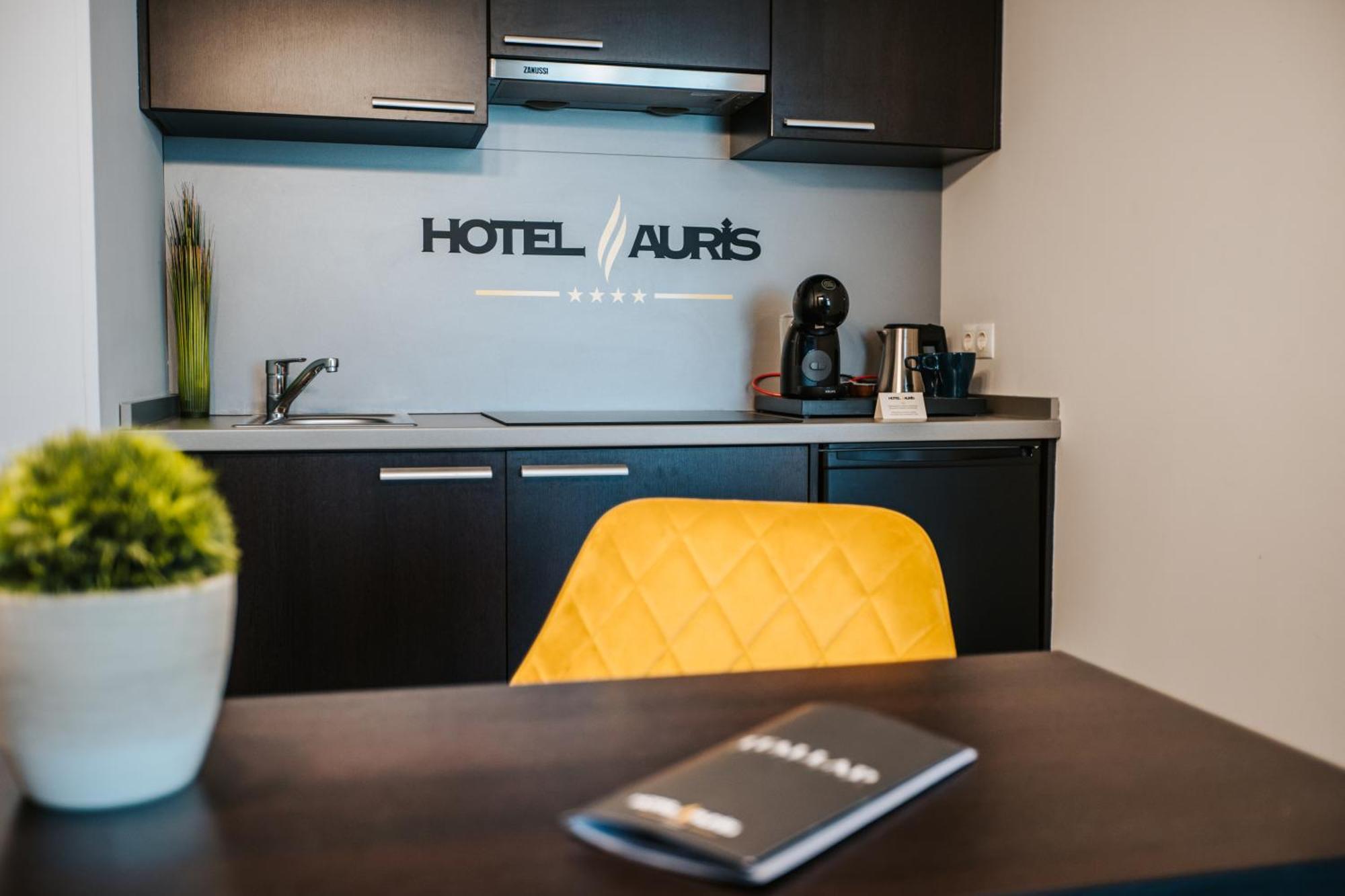 Hotel Auris Szeged Phòng bức ảnh