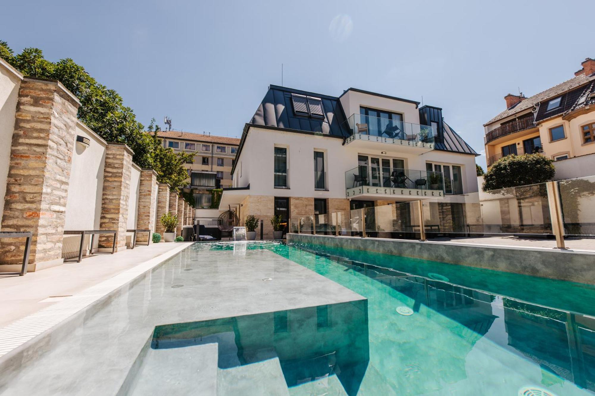 Hotel Auris Szeged Ngoại thất bức ảnh